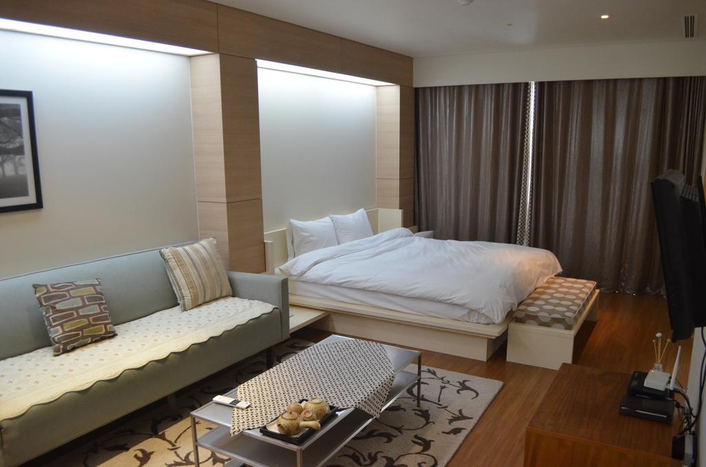 Lake Hills Bugok Resort Changnyeong Esterno foto