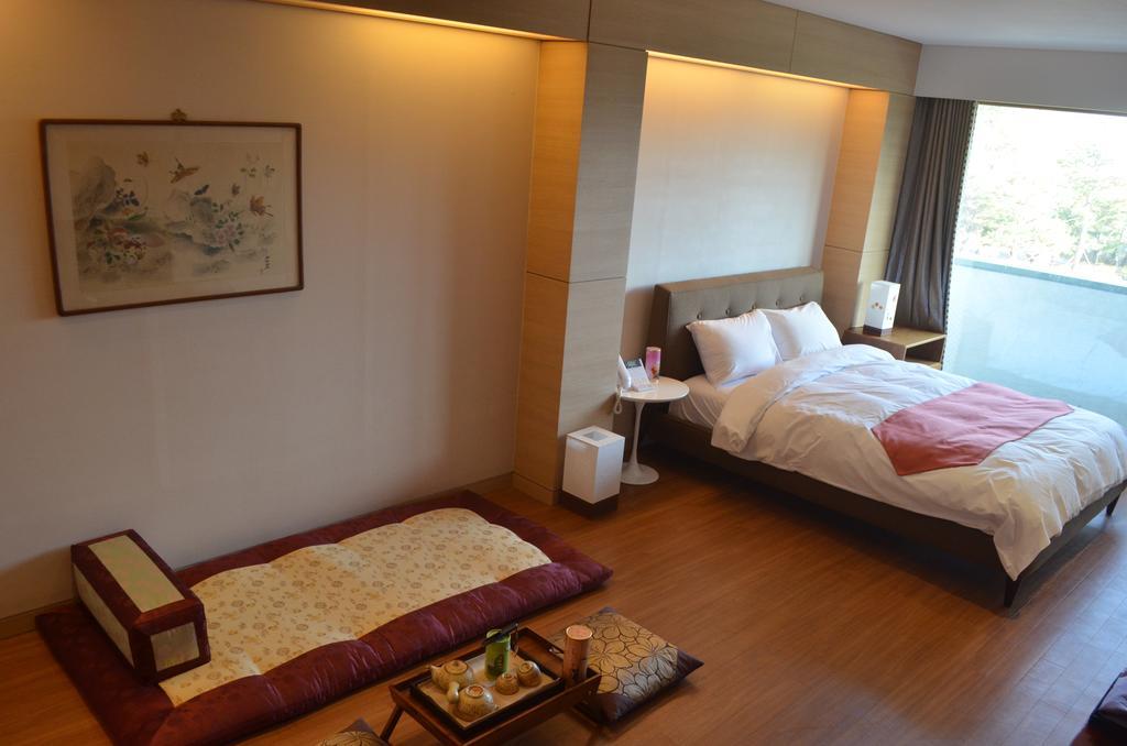 Lake Hills Bugok Resort Changnyeong Esterno foto